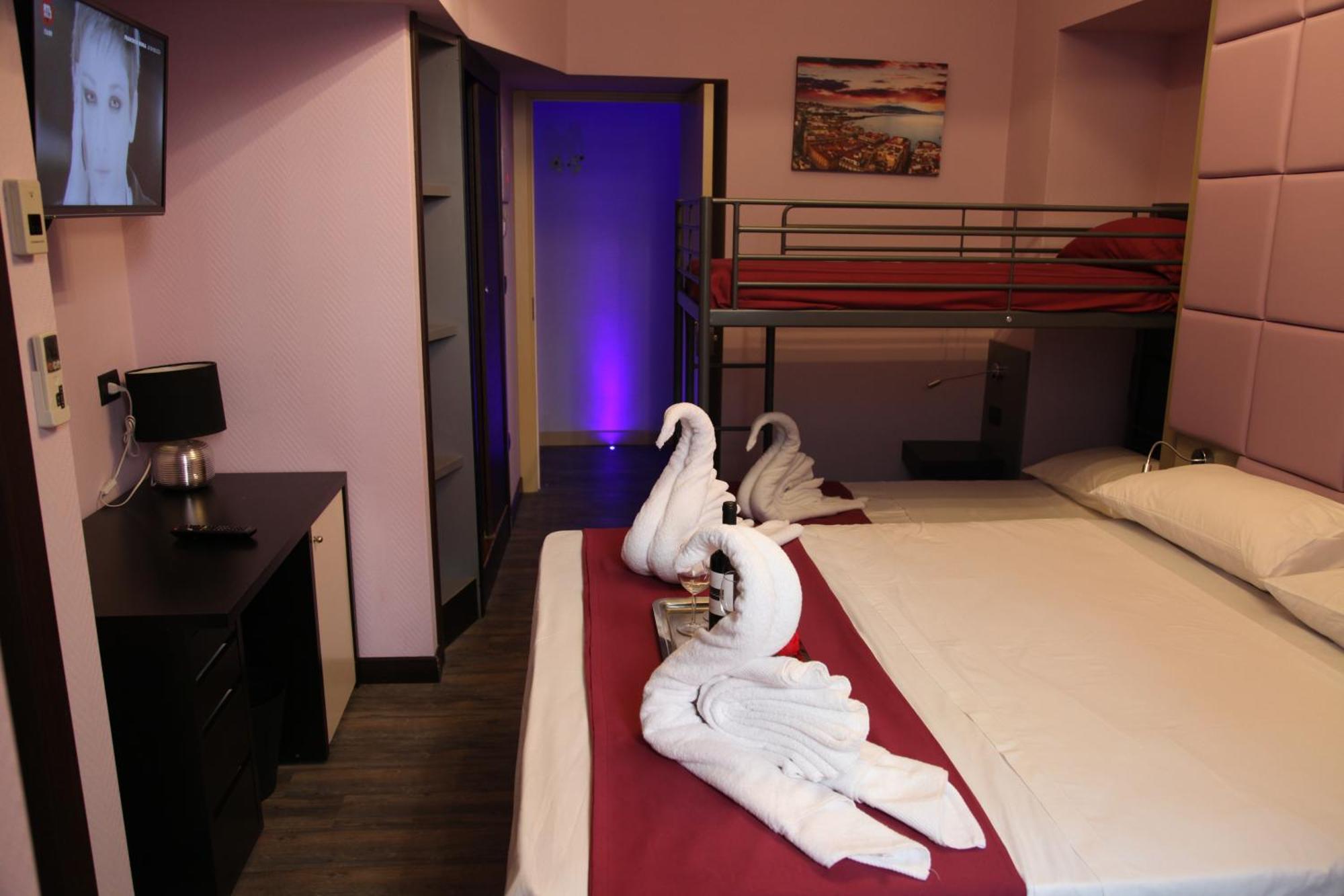 נאפולי Dolce Vita Rooms מראה חיצוני תמונה