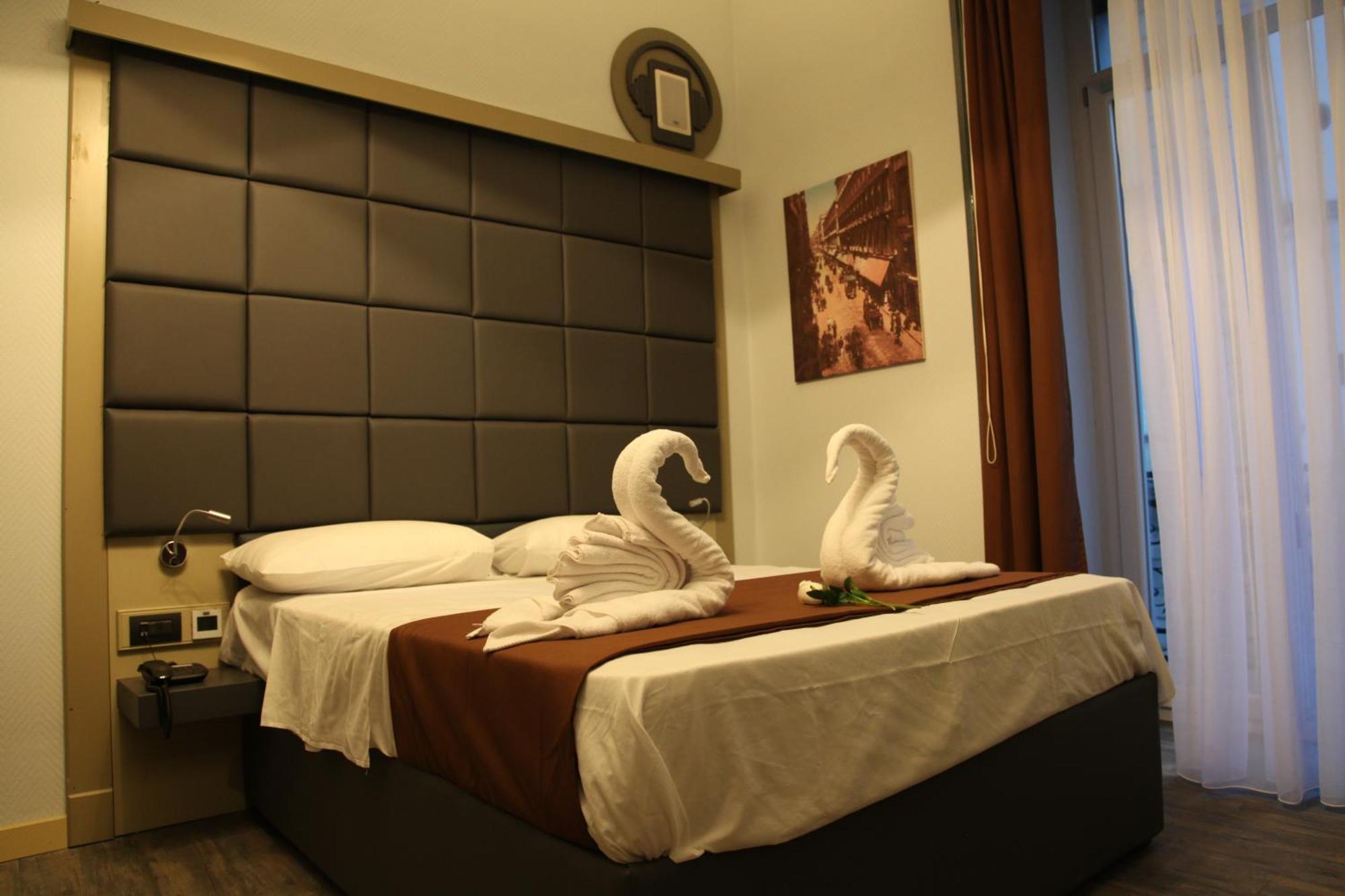 נאפולי Dolce Vita Rooms מראה חיצוני תמונה